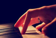 小因：上半场我们配得上进得更多；红牌？我犯了错并且道歉了.